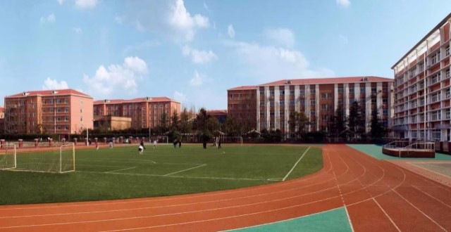 在学校设立教练岗位,为学生提供专业的运动指导